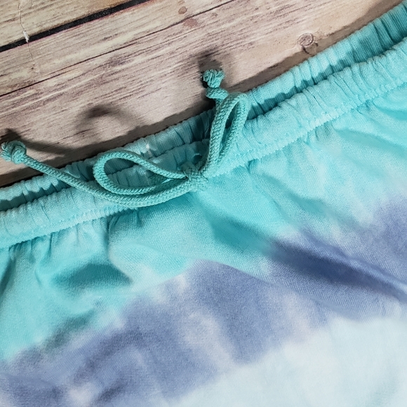 SO Dye Effect Sweatshirt - Picture 4 of 11